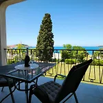 Rooms And Apartment Matika